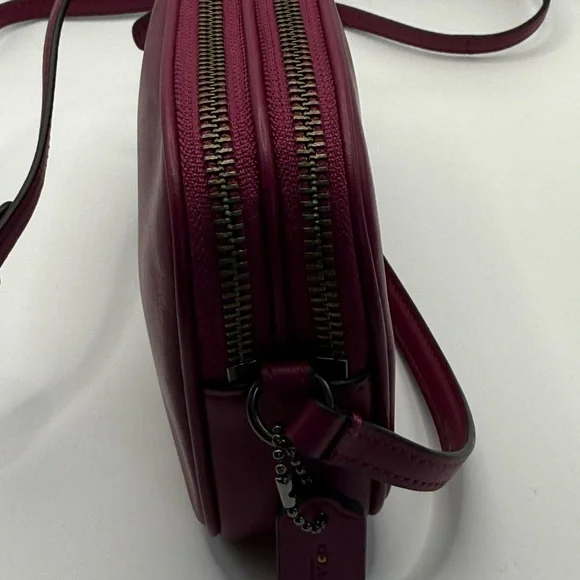 Coach Novelty Crossbody Pac Man NWT 👀 Rare 👀 Womans - Picture 5 of 12